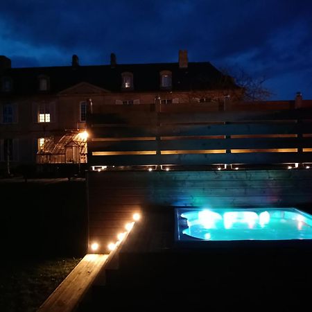 Bretteville-l'Orgueilleuse Bed & Breakfast Chateau Les Cedres מראה חיצוני תמונה