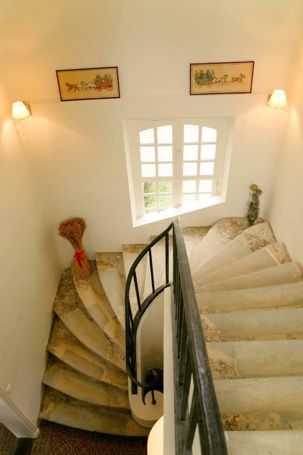 Bretteville-l'Orgueilleuse Bed & Breakfast Chateau Les Cedres מראה חיצוני תמונה