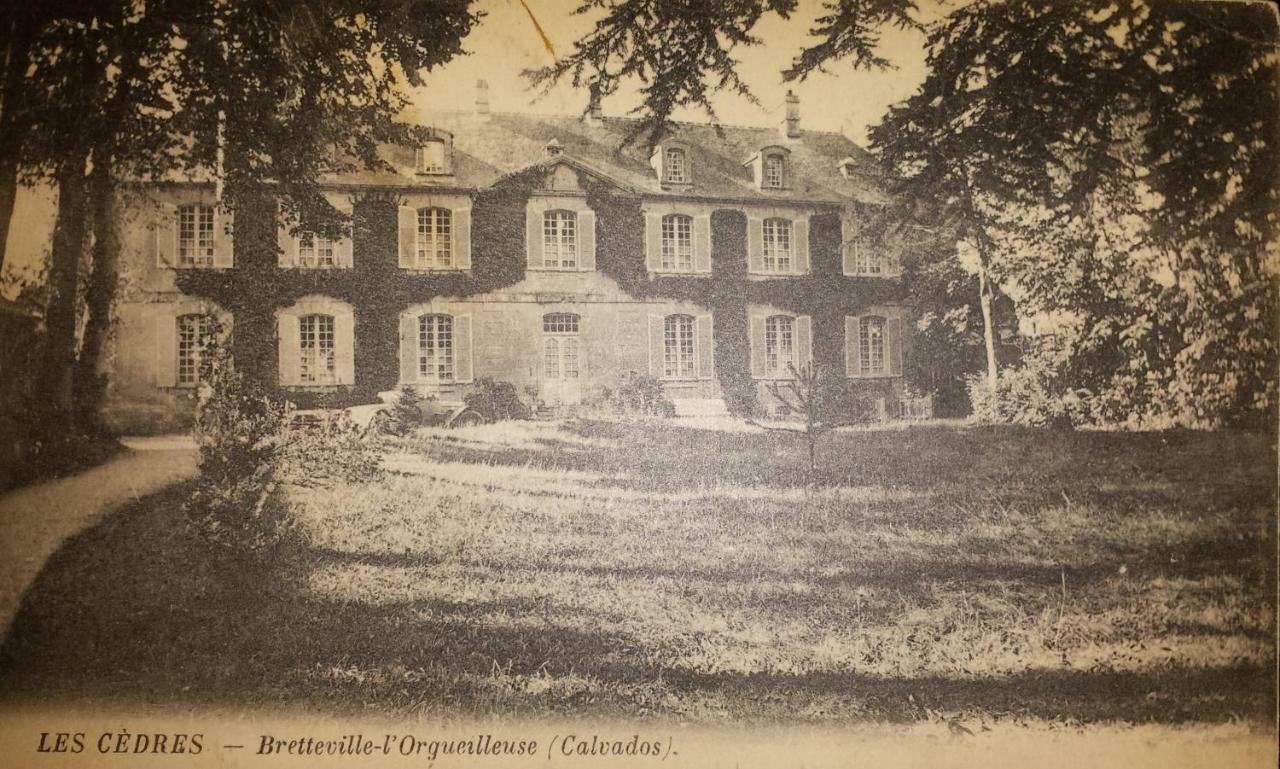 Bretteville-l'Orgueilleuse Bed & Breakfast Chateau Les Cedres מראה חיצוני תמונה